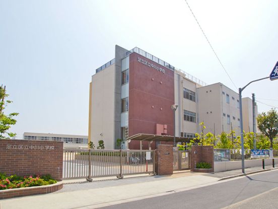 中川小学校の画像