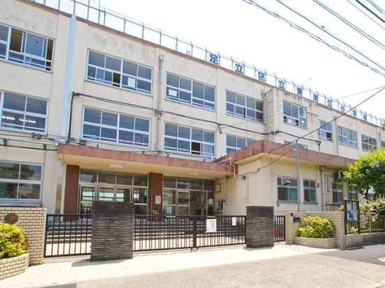 東渕江小学校の画像