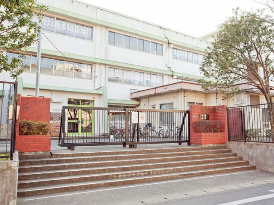 川崎市立 坂戸小学校の画像