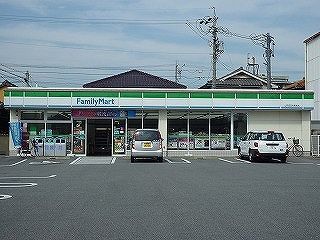 ファミリーマート ＪＲ四日市駅前店の画像