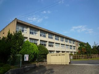 四日市市立 笹川小学校の画像