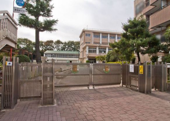 横浜市立 三ツ沢小学校の画像