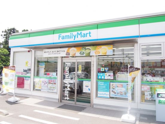 ファミリーマート梅郷南店の画像