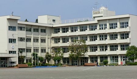 綾瀬市立 土棚小学校の画像