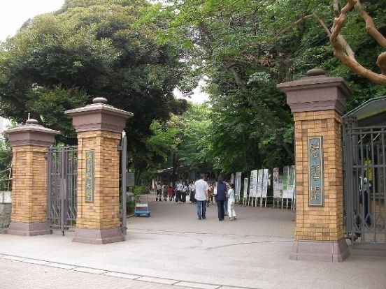 学習院大学の画像