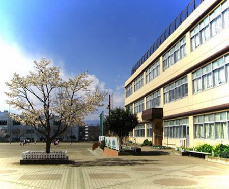 大和市立 引地台小学校の画像