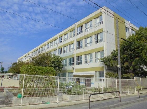 名古屋市立 東山小学校の画像