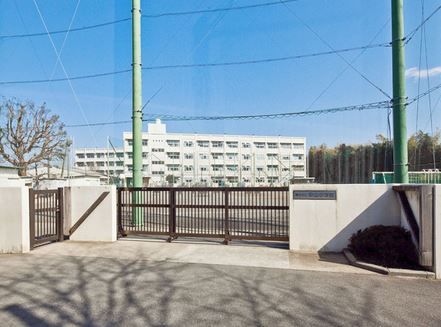 横浜市立 中山小学校の画像