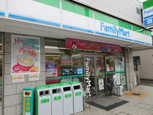 ファミリーマート 三ツ沢下町店の画像