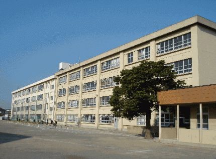 茅ケ崎市立 鶴嶺中学校の画像