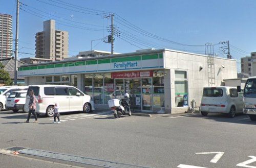 ファミリーマート埼玉沼影一丁目店の画像