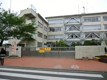 東村山市立回田小学校の画像