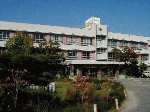 和泉市立 信太中学校の画像