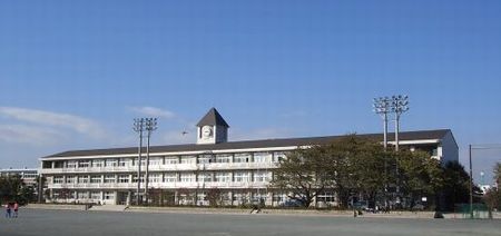 藤沢市立 長後中学校の画像