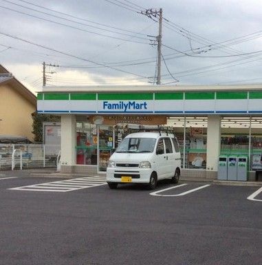 ファミリーマート 駒井町一丁目店の画像