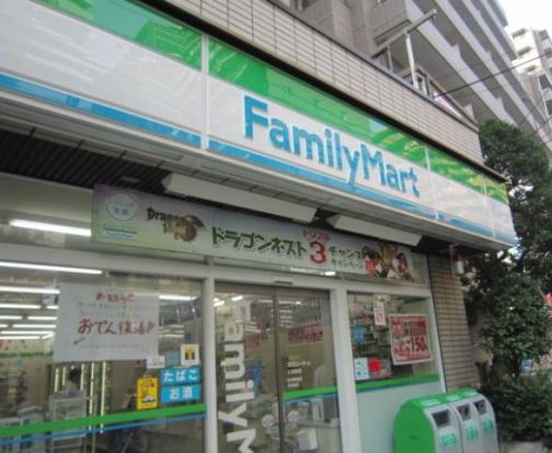 ファミリーマート 西池袋三丁目店の画像