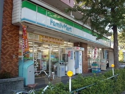 ファミリーマート・新桜台店の画像