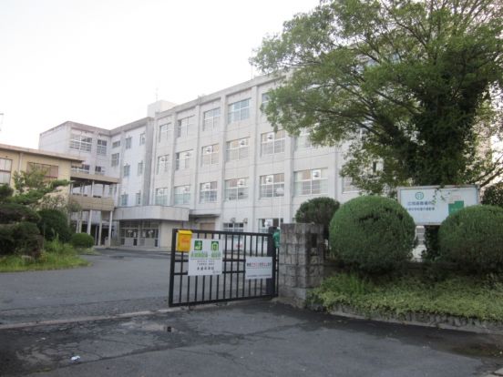 木津川市立木津中学校の画像
