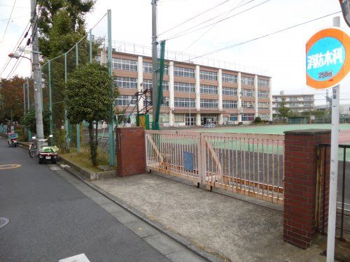 墨田区立 隅田小学校の画像
