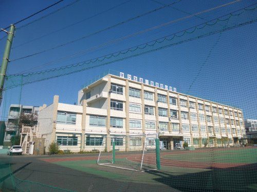 墨田区立 東吾嬬小学校の画像