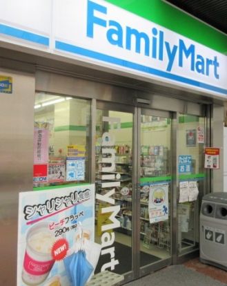 ファミリーマート 磯子滝頭三丁目店の画像