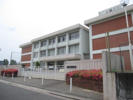 奈良市立 登美ケ丘北中学校の画像