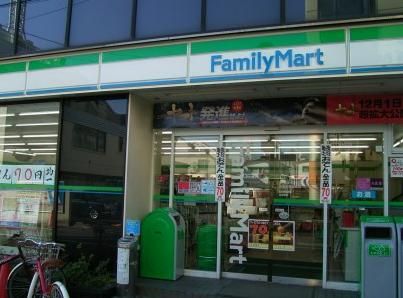 ファミリーマート 板橋駅西口店の画像