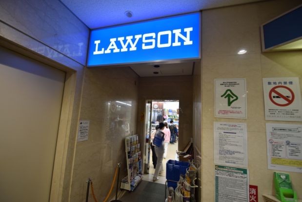 ローソン大阪警察病院店の画像