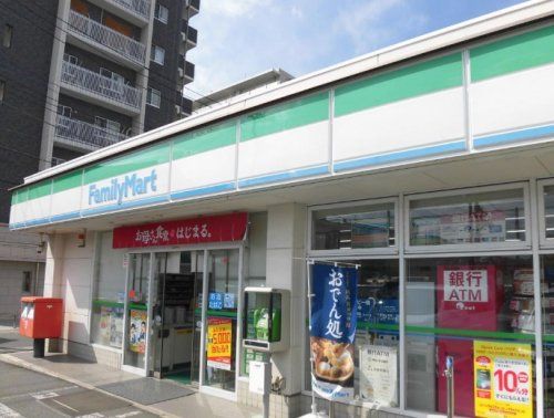 ファミリーマートさいたま西堀五丁目店の画像