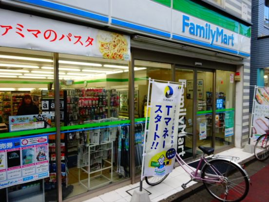 ファミリーマート世田谷区日大通りの画像