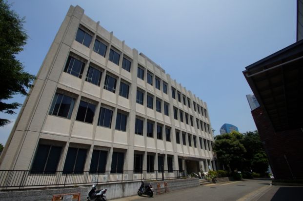 神奈川県立図書館 （新館）の画像