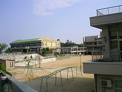 宝塚市立 長尾小学校の画像