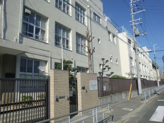 大阪市立木川南小学校の画像