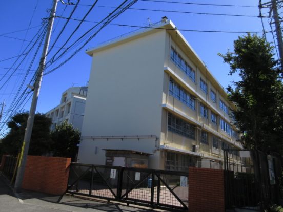 川崎市立向丘中学校の画像