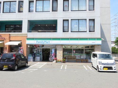 ファミリーマート北綱島店の画像