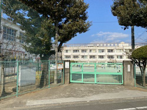 世田谷区立九品仏小学校の画像