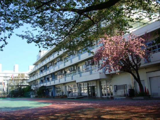 港区立青南小学校の画像