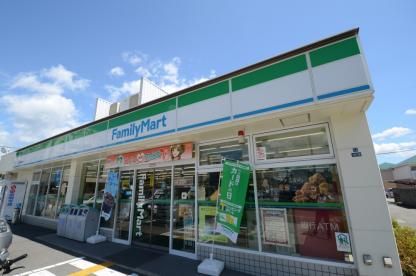 ファミリーマート宝塚警察署前店の画像