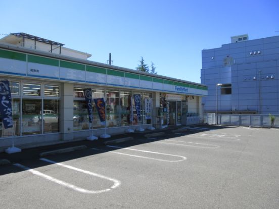  ファミリーマート蔵敷店の画像