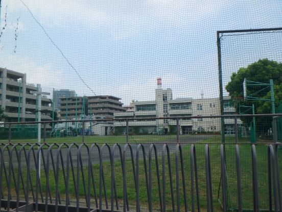 横浜市立岡野中学校の画像