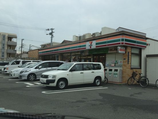 セブンイレブン大阪白鷺中学校前店の画像