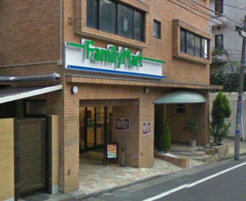 ファミリーマート上原三丁目店の画像