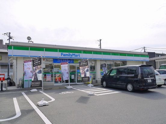 ファミリーマート　桜井薬師町店の画像