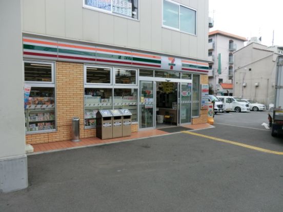 セブンイレブン大阪帝塚山１丁目店の画像