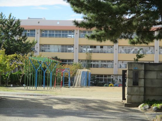 千葉市立幕張西小学校の画像