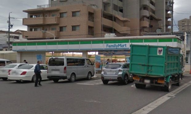 ファミリーマートナカムラ牛巻町店の画像