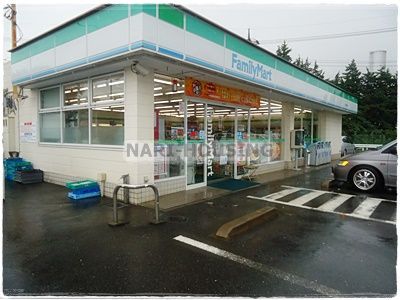 ファミリーマート立川西砂町店の画像