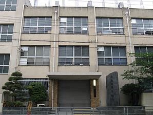 大阪市立堀江小学校の画像