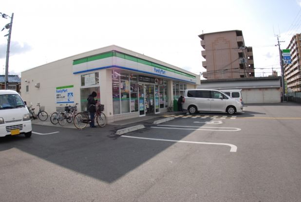 ファミリーマート寝屋川寿町店の画像