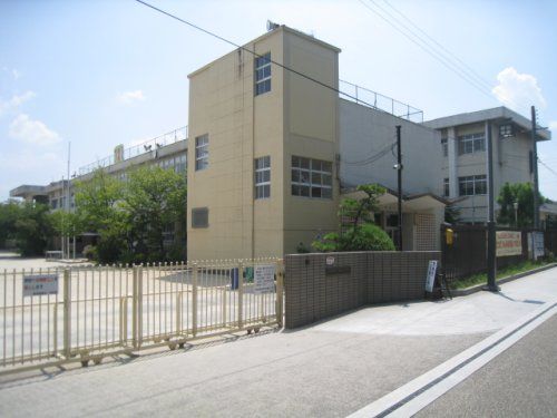 木津川市立 相楽小学校の画像
